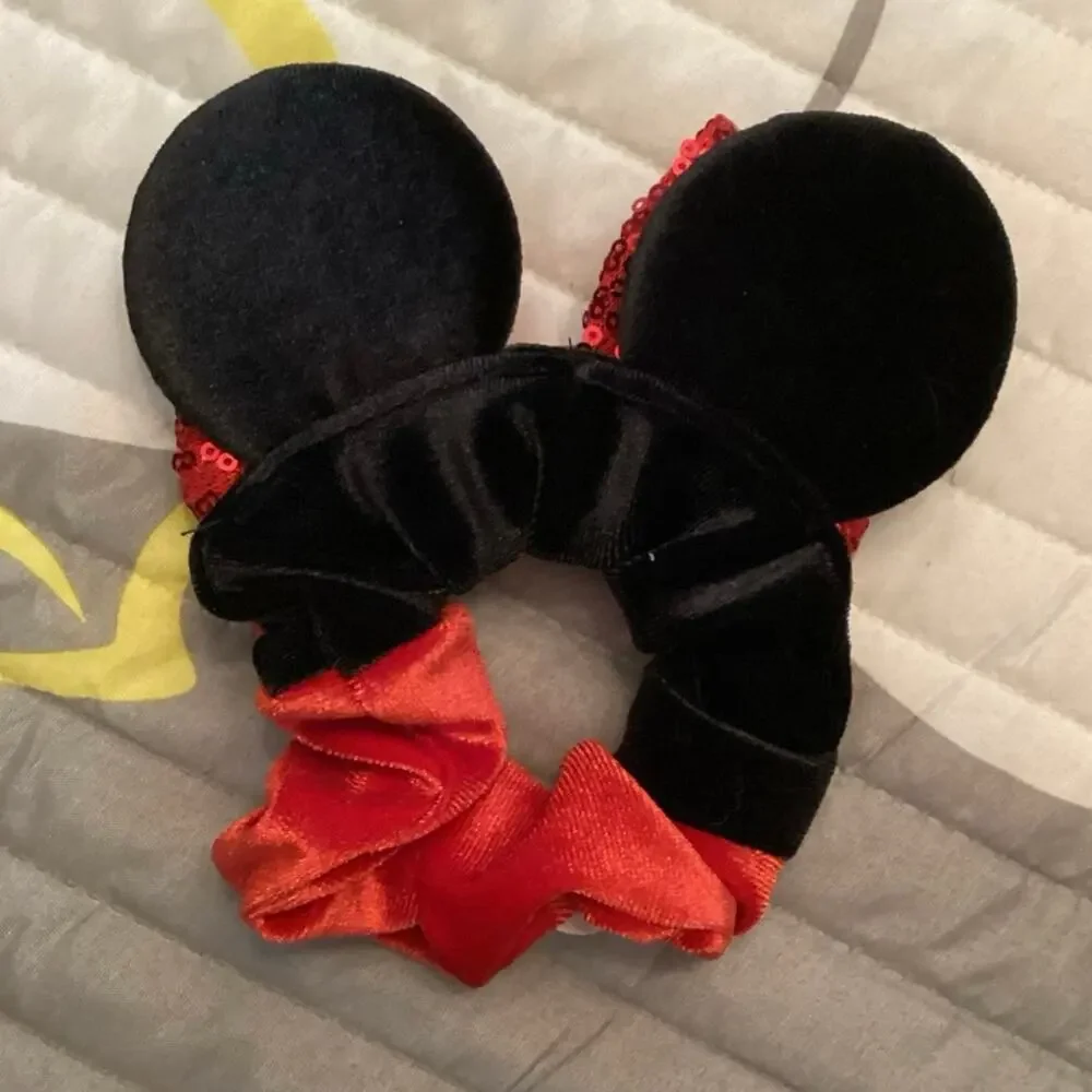 NWOT Set Purple n Minnie Mouse Velvet Hair Scrunchie Ears and Sparkly Sequin Bow